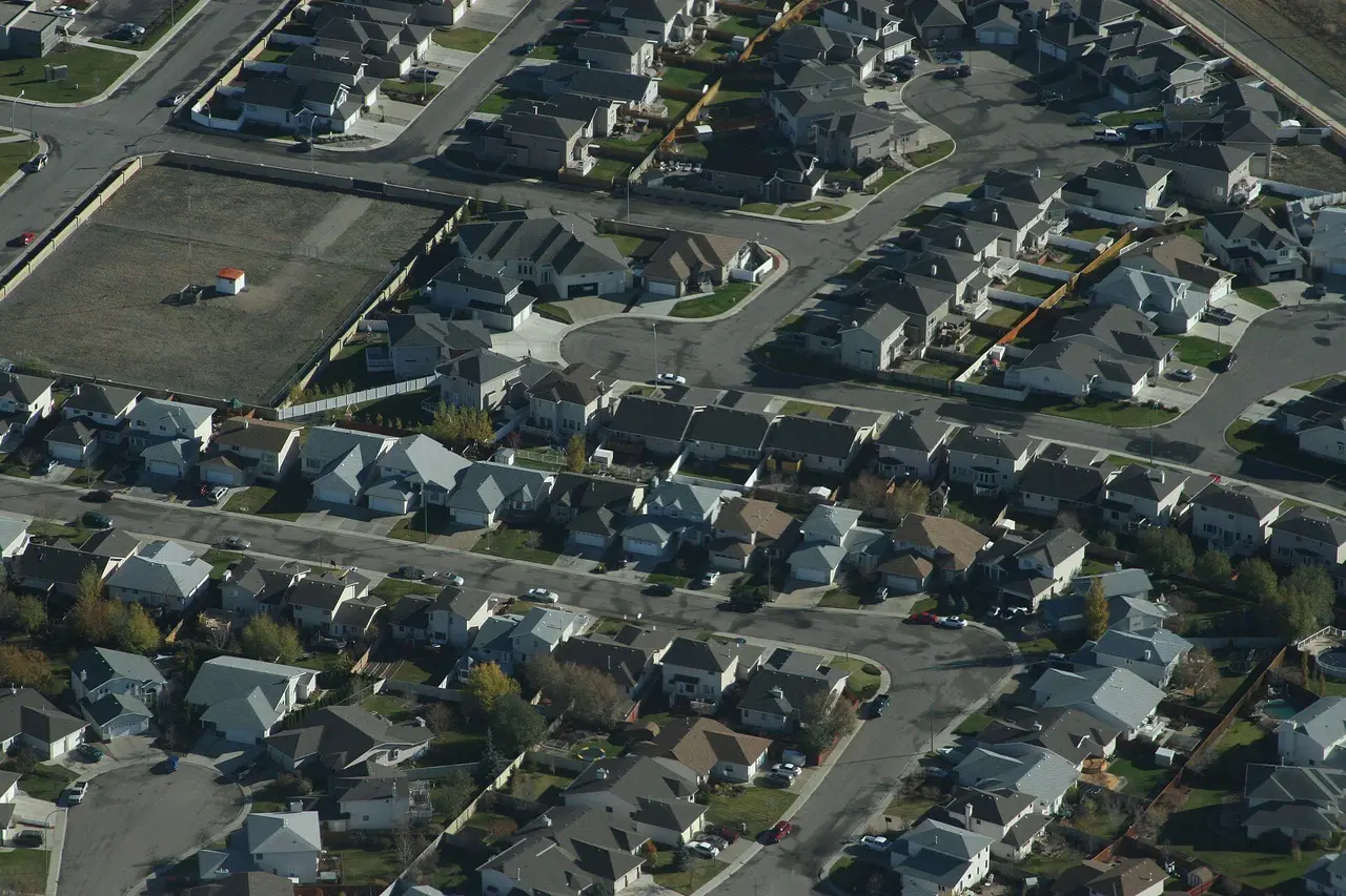 Aerial view of a residential neighbourhood, 2007